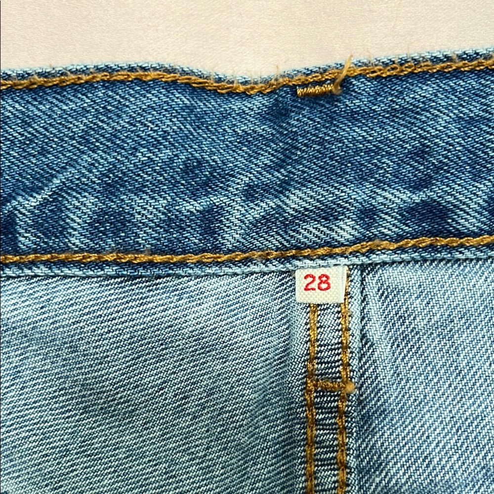 NWOT Levi's Baggy Dad Women’s Jorts size 28 - Picture 4 of 6